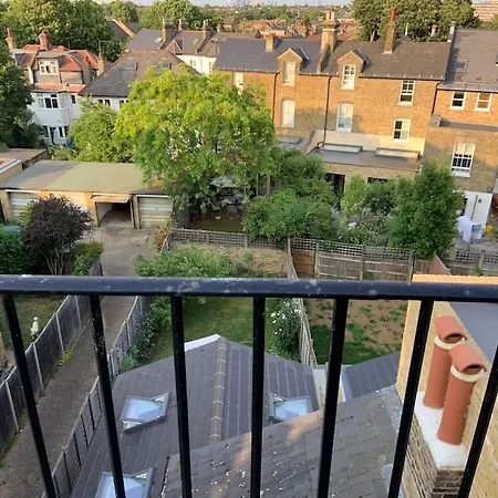 Sw * London