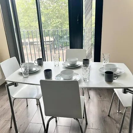 Apartment Luxuries 2 Bed Flat In Canary Wharf *