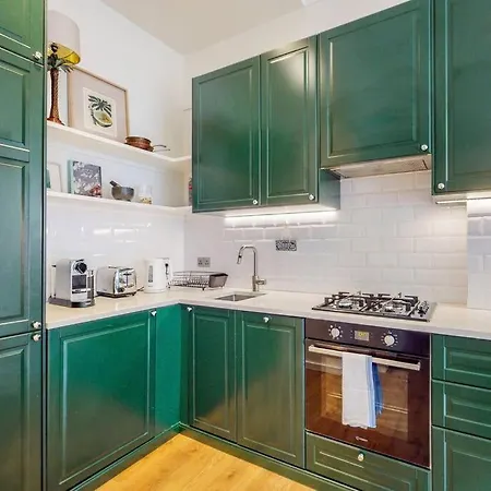Beautiful 1 Bedroom In Shepards Bush * London
