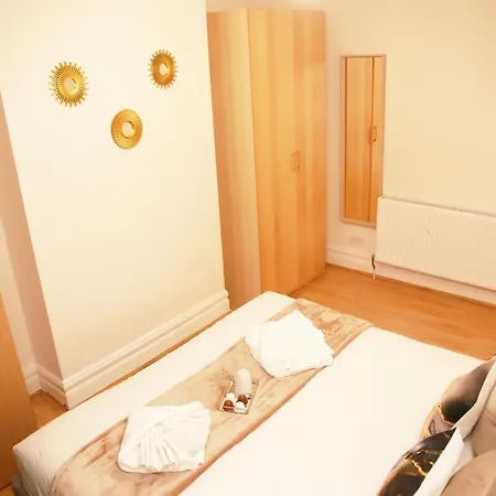 Holiday home Wembley Luxury