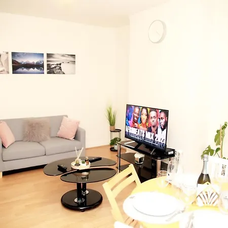 Holiday home Wembley Luxury *