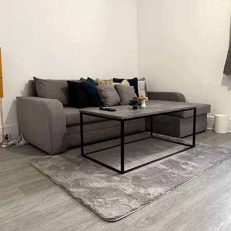 Apartment Wonderful 2 Bedroom On Tower Bridge