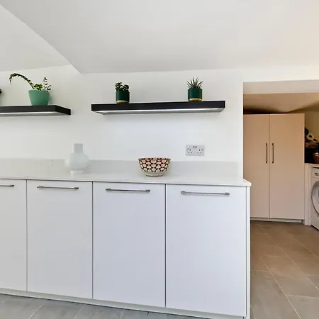 Beautiful Battersea By Clapham Junction By Underthedoormat Apartment London