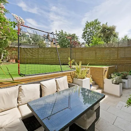 Beautiful Battersea By Clapham Junction By Underthedoormat Apartment *