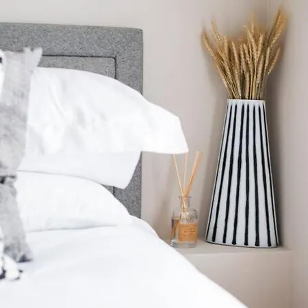 Eden - Islington - 2 Bed With Terrace