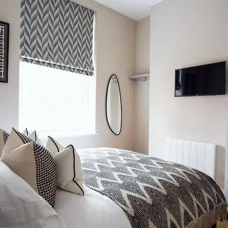 Eden - Islington - 2 Bed With Terrace *