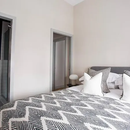 Apartment Eden - Islington - 2 Bed With Terrace