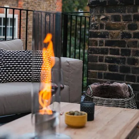 Eden - Islington - 2 Bed With Terrace *