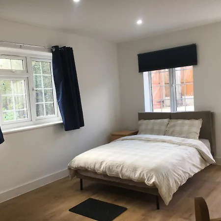 Apartment Cosy Private Studio With Quick Access To London