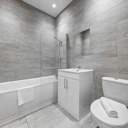 Apartment 66 Station Road Upminster