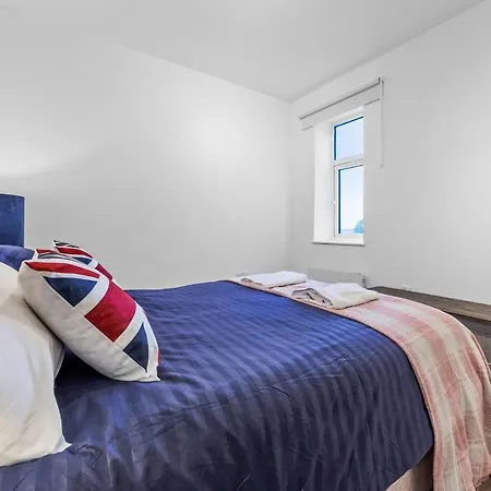 Apartment 66 Station Road Upminster
