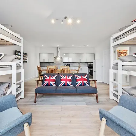 66 Station Road Apartment Upminster
