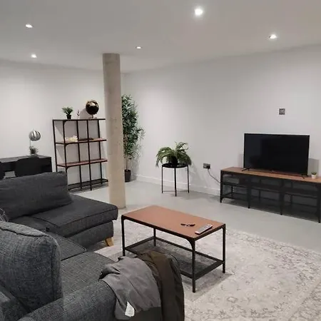 Apartment 2br Flat In Wandsworth Sleep 10 W10