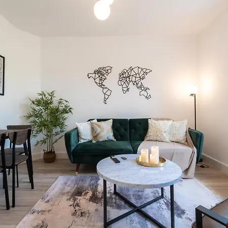 Hammersmith - 2 Bedroom Flat Apartment