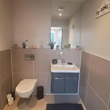 Astral 1 Bedroom Flat In London As36