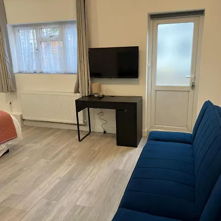 Remarkable 2-bed In London Apartment Ilford