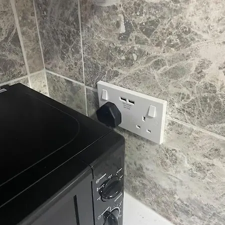 2 Bedroom Flat In