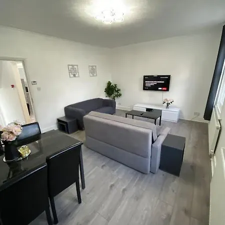 Appartement 2 Bedroom Flat In
