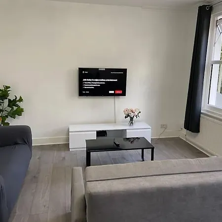 Appartement 2 Bedroom Flat In Londres