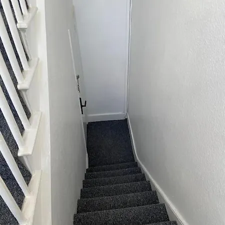 Appartement 2 Bedroom Flat In *