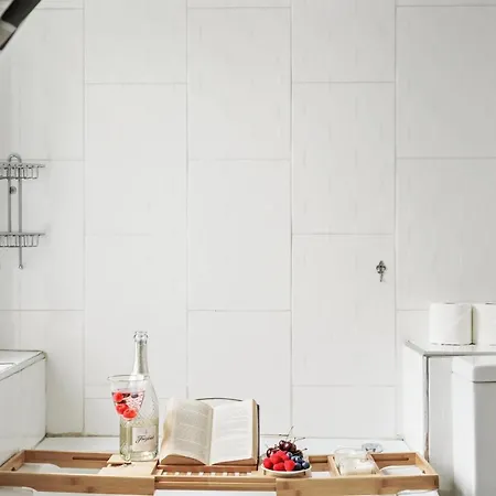 Apartment Dream Key Chelsea: Serviced With Netflix London