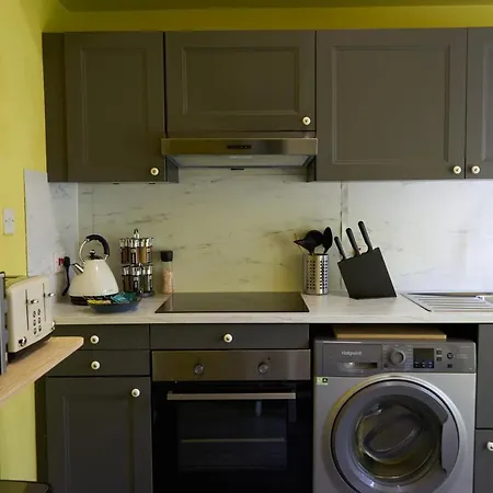 Apartment Luxury Holiday Elizabeth Line London