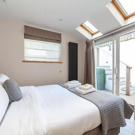 Stunning Modern 2br Flat Wgarden Near Harrods
