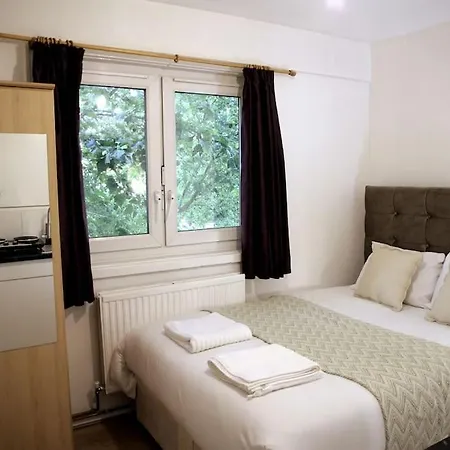 Ensuite With Kitchen Stunning Double-bed In Zone 2 London