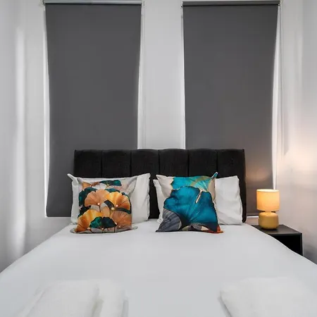 Apartment Selwyn Unique & Stylish *