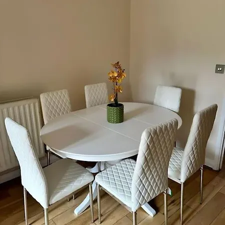 Jb Croydon Townhouse Apartment South Norwood