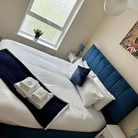 Apartment Jb Croydon Townhouse