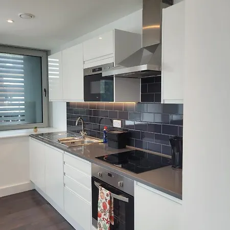 Apartment 2br Chic Sleep 9 Bp7 London