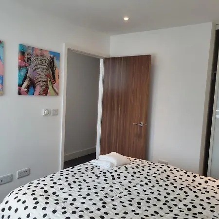 2br Chic Sleep 9 Bp7 Apartment