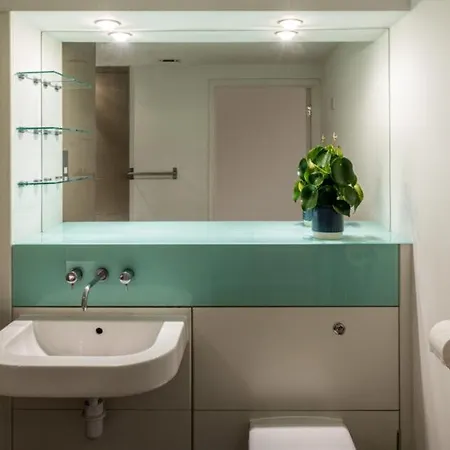 Altido Modern Flat With Canal Views Apartment *
