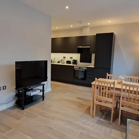 Dream Finchley 4 Min Walk To The Train * Hendon