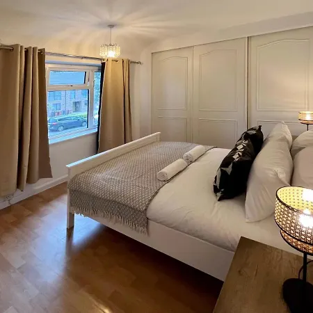 Maria's House In East London Apartment *