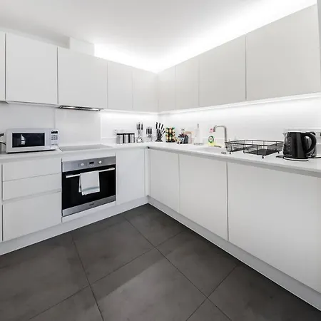 Apartment Stunning 2 Bed 2 Bath In Clerkenwell London