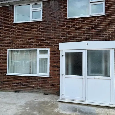 Good Priced Double Bed In Hayes