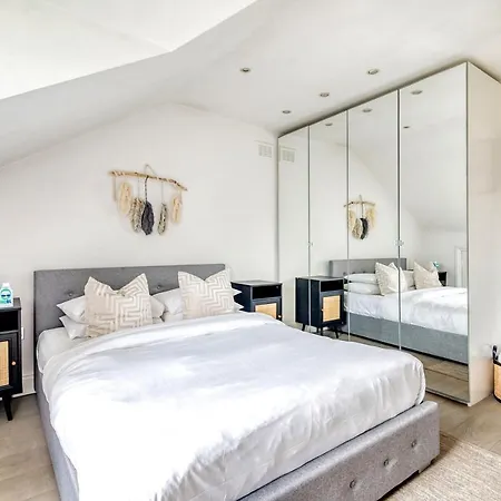 The Luxury 'treehouse' - One Bed Little Venice Appartement *
