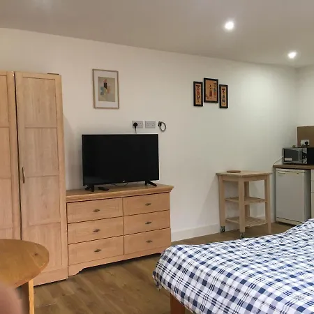 Cosy Private Studio With Quick Access To London Orpington