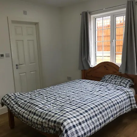 Cosy Private Studio With Quick Access To London