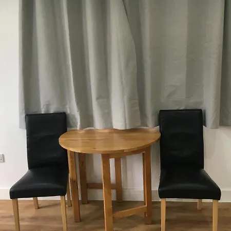 Cosy Private Studio With Quick Access To London