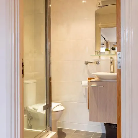 The Bermondsey Flat
