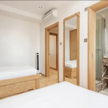 Luxe - Hyde Park - 2bed 3bath A/c + Lift