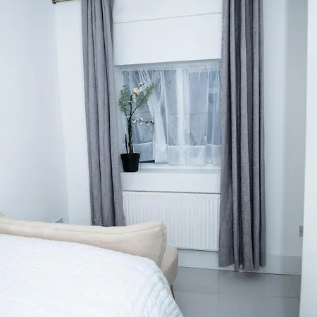 1b Apartment, 30 Mins To Oxford Street Apartment *