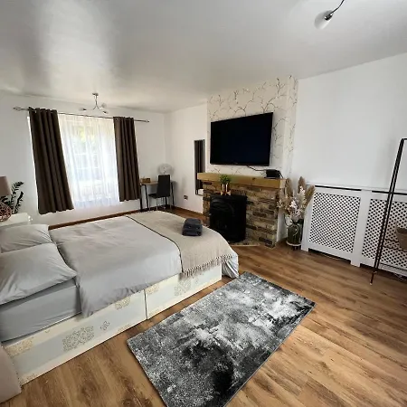 Large With Free Netflix, Amazon Prime, Guest house Bromley