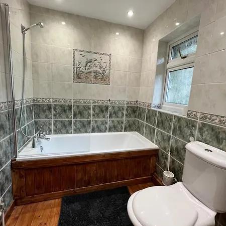 Guest house Beautiful For One Person - Free Netflix, Amazon Prime & Bromley