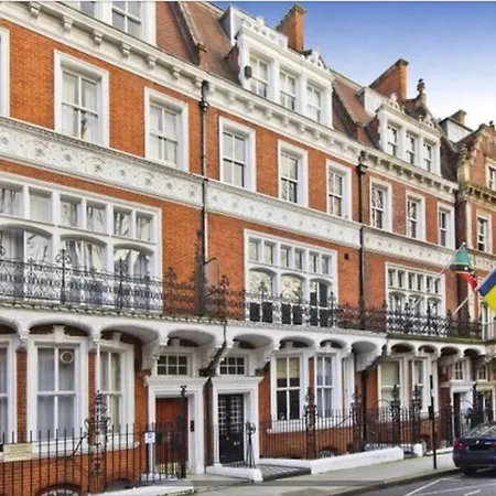 Apartment 2 Bedroom Flat In Diplomatic Enclave In Kensington *