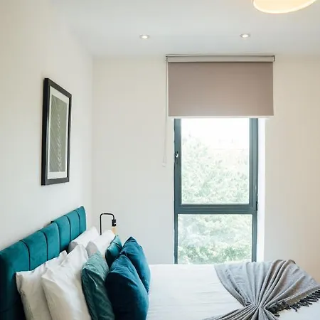 Apartment Access Brick Lane *
