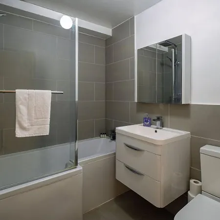 Lovely 2br Flat By Kings Cross Station Apartment